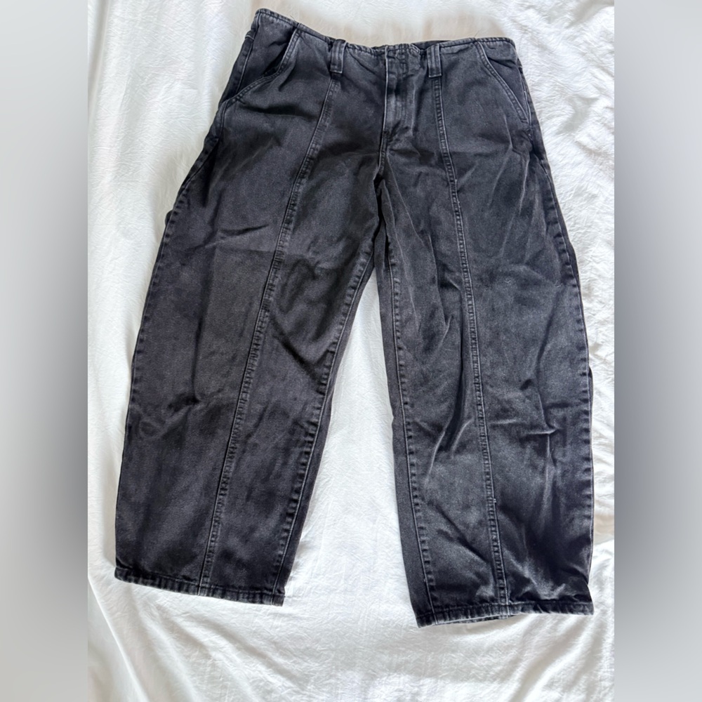 Black barrel Jeans